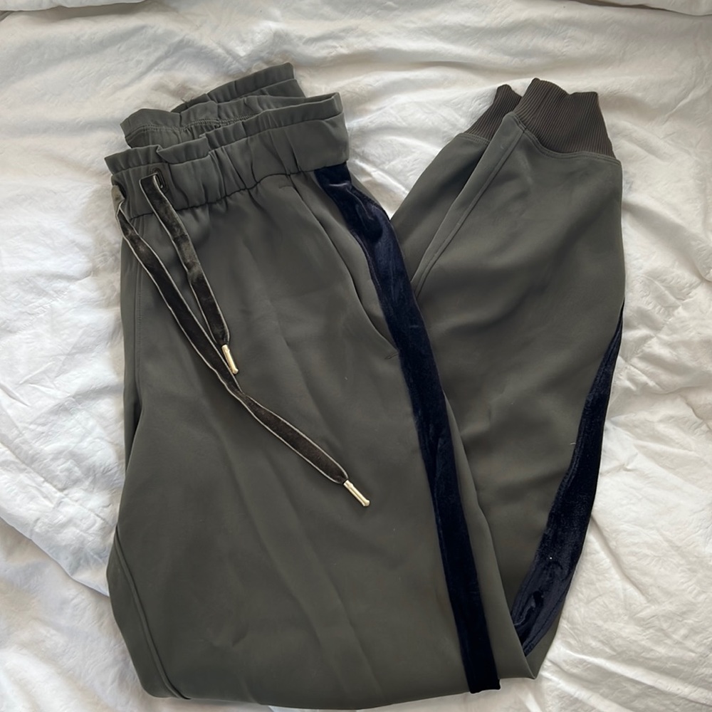 Lululemon Joggers